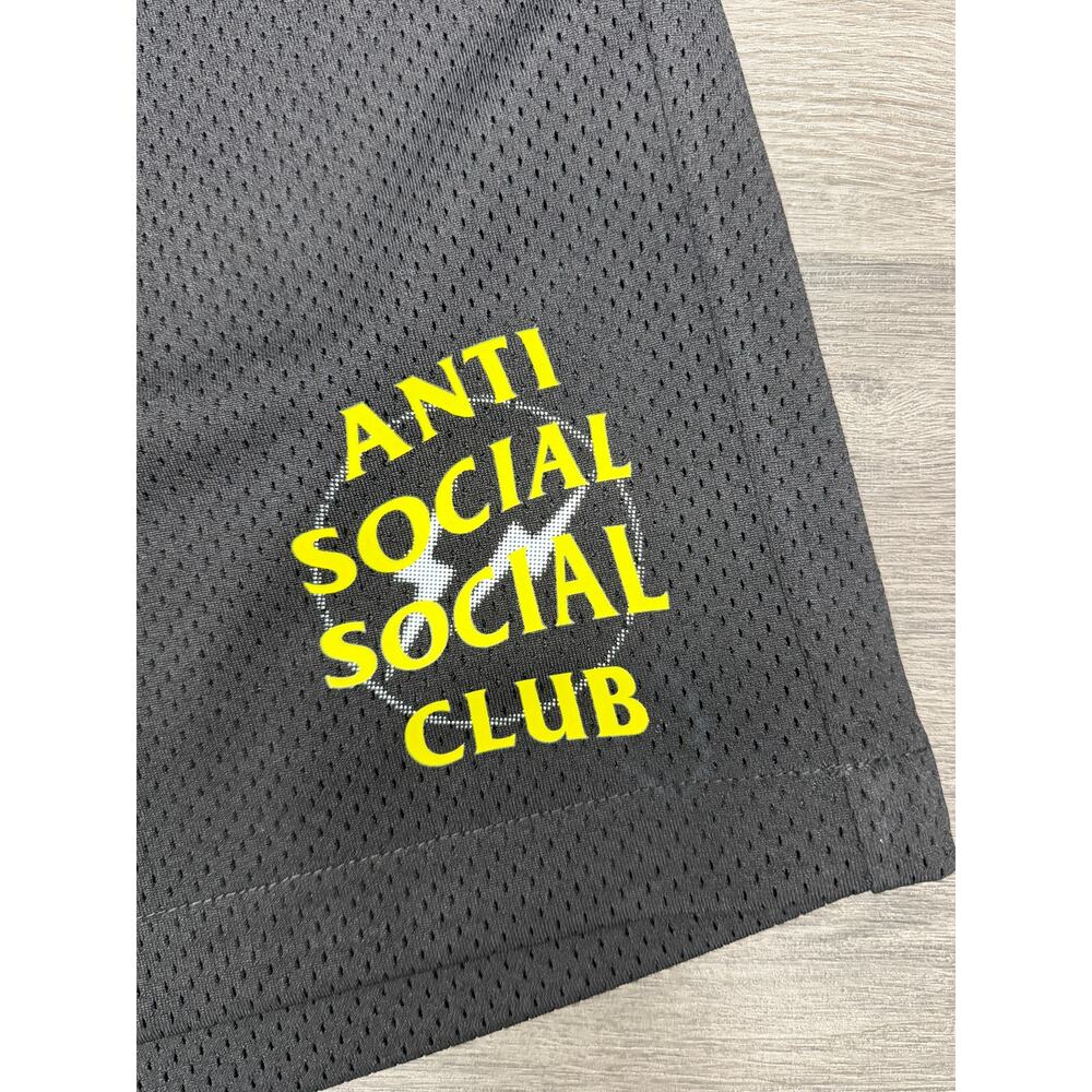 ASSC x Fragment Design Half Toe Logo Shorts Black Yellow M - Picture 3 of 7